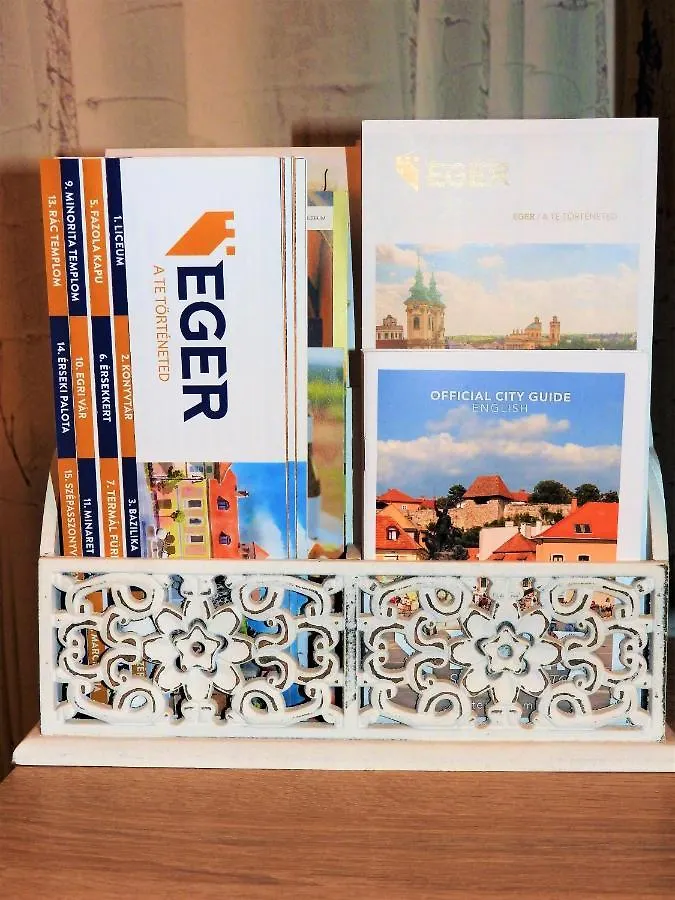 Lena Apartman - Eger Apartment