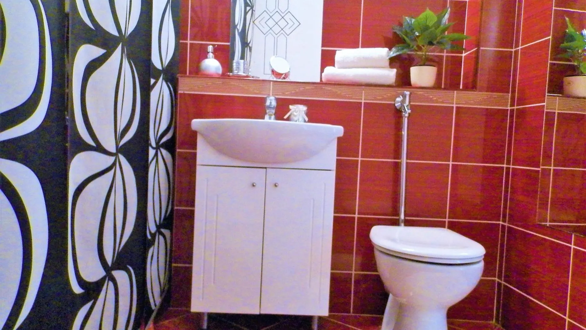 Lena Apartman - Eger