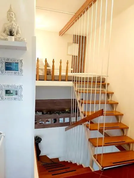 Lena Apartman - Eger